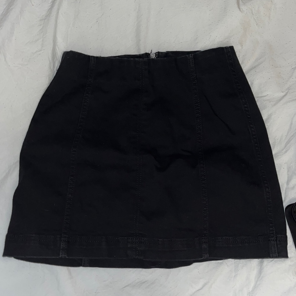 black skirt